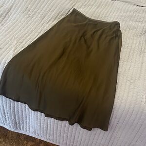 Uniqlo Satin A-Line Skirt in Olive